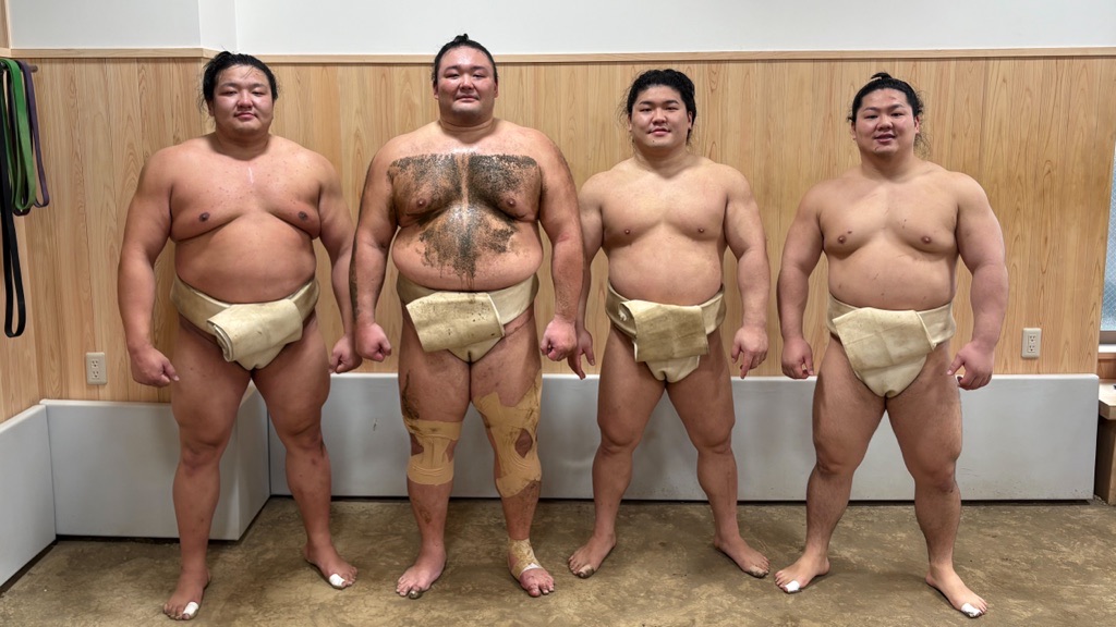 朝紅龍・朝乃山・朝白龍・朝翠龍写真